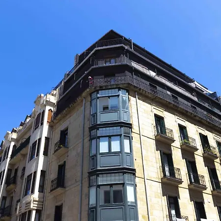 The Collection - Urgull * San Sebastián